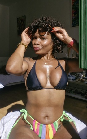 India Brasil, 35 Jahre, Leipzig