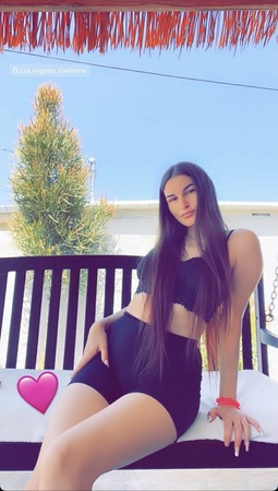 Sara AV Queen, Wilhelmshaven