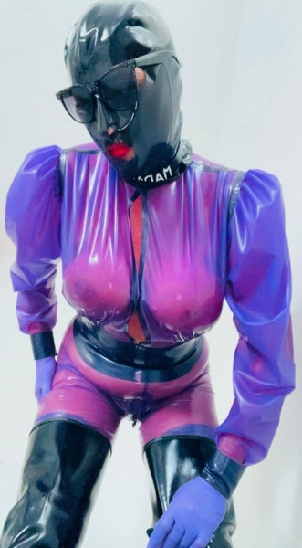 Foto von Latex Lady Lisa
