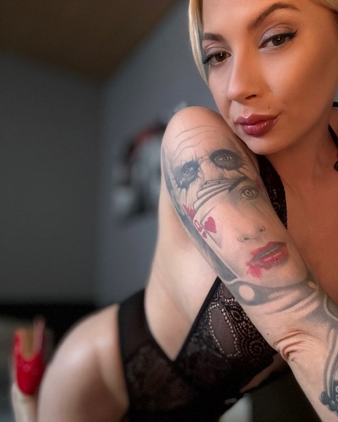 Foto von SCARLETT sinnlich& lecker