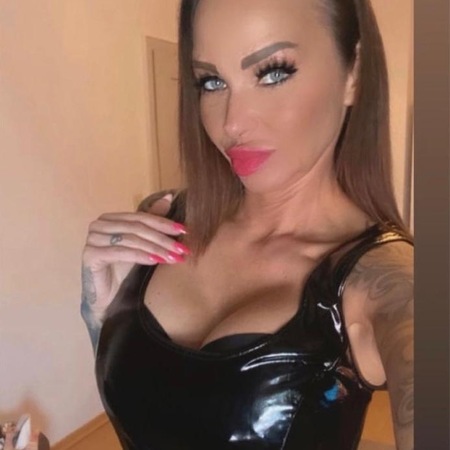 Valentina Jolie-nur für kurze Zeit, Fulda