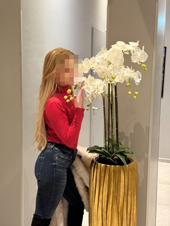 Deutsche Skinny N*mpho auch Devot. Neu Neu Neu, Krefeld