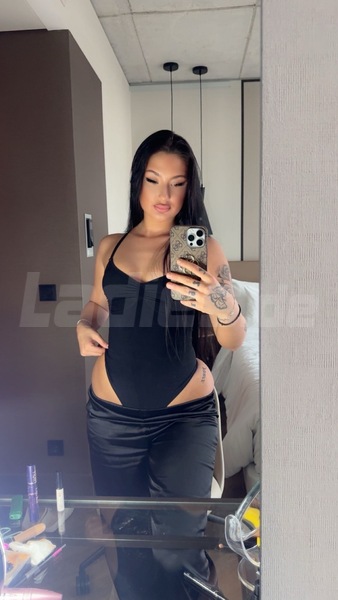 Foto von Shirin baby (18+) versa*te Maus 100% echt