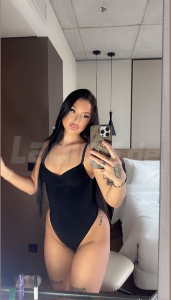 Foto von Shirin baby (18+) versa*te Maus 100% echt