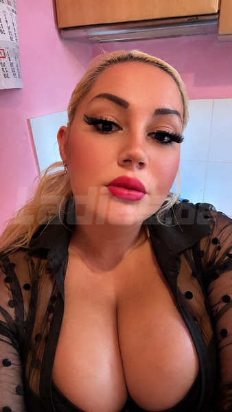 Foto von Isabella - XXL BUSEN