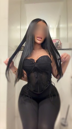 Versa*te deutsche/Türkin Sude - nur für kurze Zeit, Mannheim