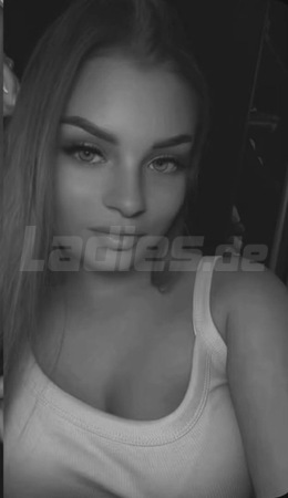 Sexy Amina 18+ Anfängerin, Parchim