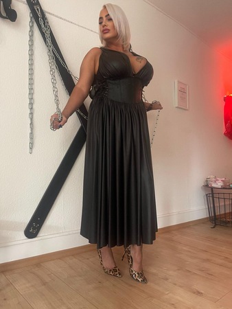 Valentina Dominant, Leipzig