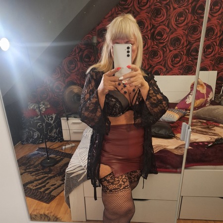Sexy Gina behaart - PRIVAT, Oberhausen