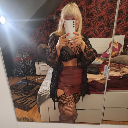 Sexy Gina behaart - PRIVAT, Oberhausen