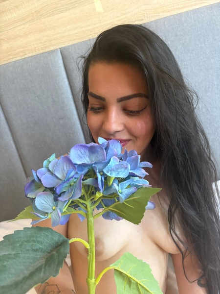 LIZA GANZ NEU – Darmstadt photo 2