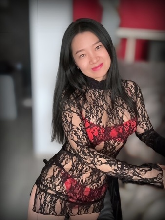 Miss Hongkong DOMINA Massage, Essen