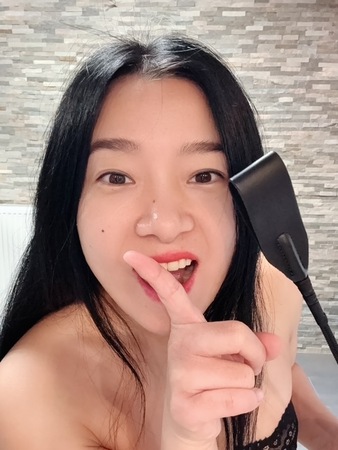 Miss Hongkong DOMINA Massage, Essen