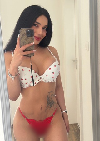 TS Dulce Maria, Hamburg