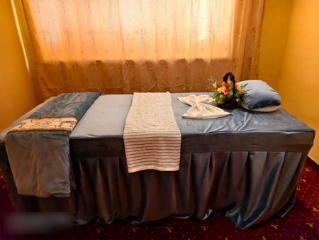 Baihe Asiamassage, Wuppertal