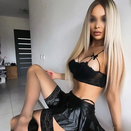 <img src="https://static.ladies-cdn.de/ladies/images/static-cdn/ladies-stars/img/ladies-stars-logo-icon.svg" class="starsContentIcon" />Sibel 100 %REAL-Haus/ Hotelbesuch/ Büro, Köln