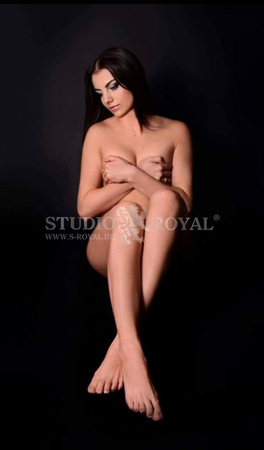 Meli im Studio Royal, Herford
