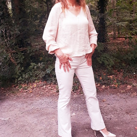 Exklusive Body- to-body Massage von Veronica