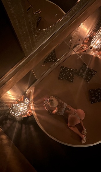 Foto von Deutsche Mina - 100% Original Fotos! Jetzt mit braunen Haaren