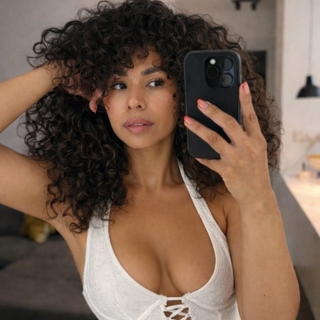 Naomi in der Villa Venezia, Saarlouis