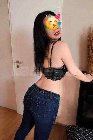 Candy Thaimassage- Termin per WhatsApp, Köln