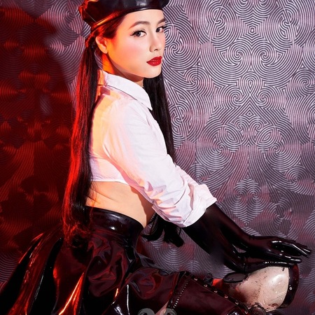 Fetisch-Domina Saphira - RESIDENZ HEKATE