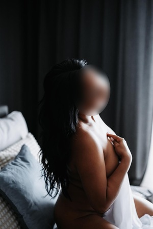 Naomi, Stuttgart