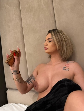 Sexy Simone top Service Gf6, Trier