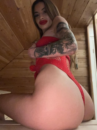 Skinny Kim - AV Expertin, Mengen