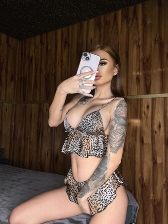 ANNA - JUNG18+ - 100% GUTE LAUNE, München