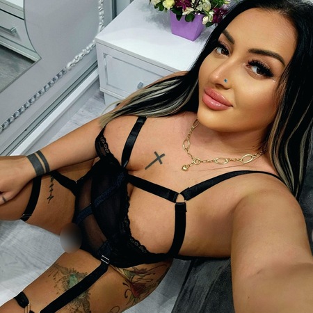 Cleo im Exklusiv Massage Studio, Reiskirchen