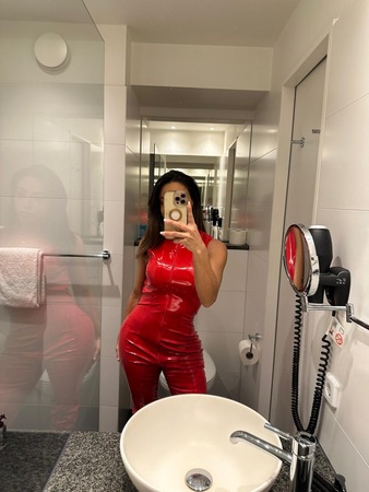 Attena, Letzte Tag!, Hamburg