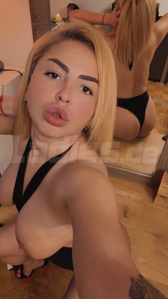 Foto von Inna DT und AV-Expertin