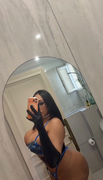 Foto von TS Angel
