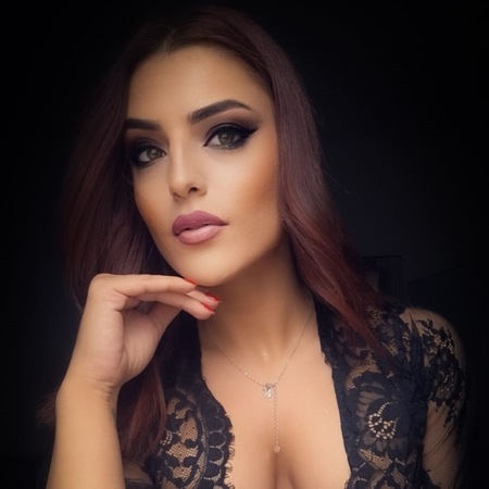Gina foxx- Ich beantworte Nachrichten und Anrufe in WhatsApp, Mönchengladbach