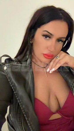 Delia, Wiesbaden