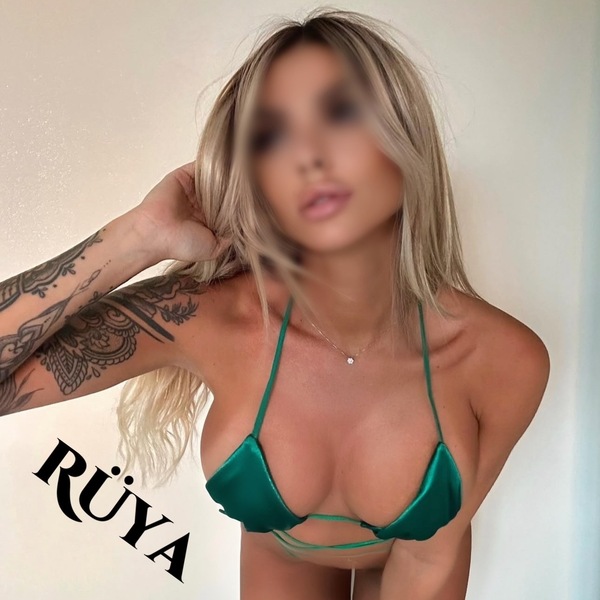 Foto von Alev NEU in der Stadt nur Haus / Hotelbesuche