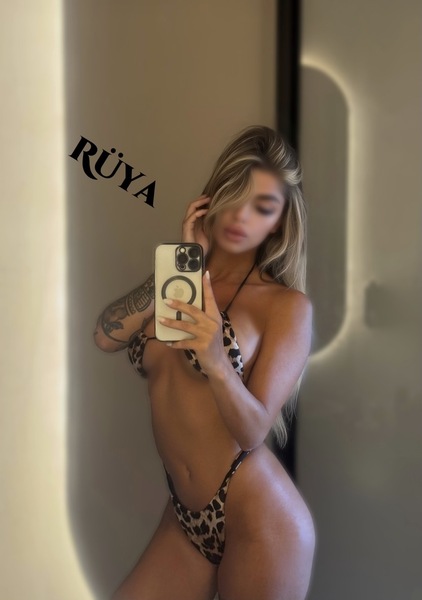 Foto von Alev NEU in der Stadt nur Haus / Hotelbesuche