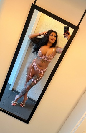 Sexy MILF Emilia, Siegen