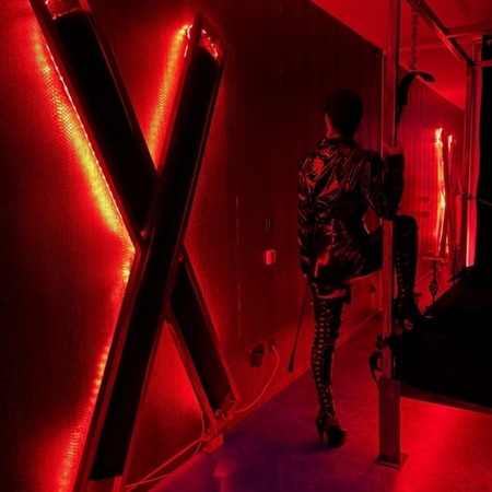 Maya-GANZ NEU, Bremen