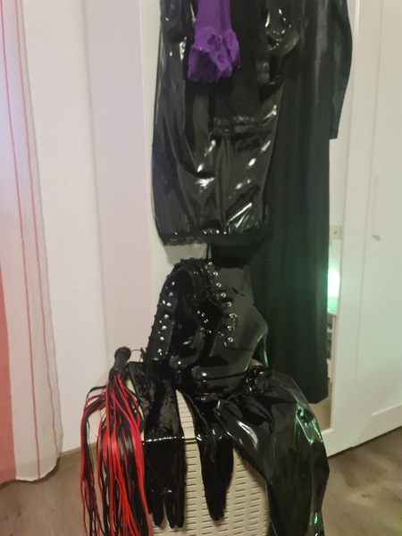 Foto von Cindy privat neu Top Service