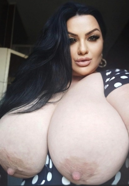 Foto von Kati **85 M Naturbusen** - Ungarin