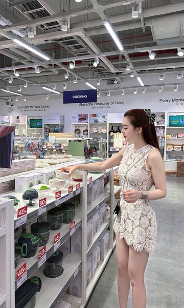 Hana – Nurnberg photo 4