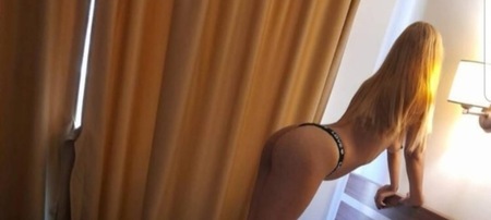 Melissa Neue in der Stadt, Wilhelmshaven