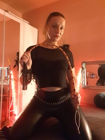 Domina Mistress Luana - Berührbare Dominanz, Hamburg-Tonndorf