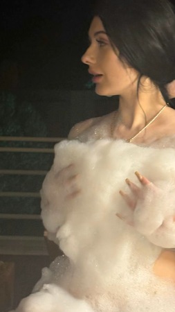 Emma- keine Anrufe, nur WhatsApp, Berlin