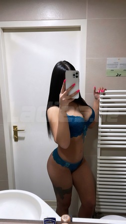 Selina versa*te Türkin - 24h erreichbar, Frankfurt am Main