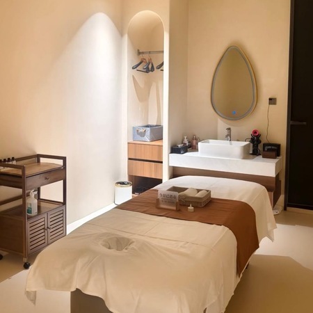 Top B to B Massage mit grossen Brüsten, Heilbronn