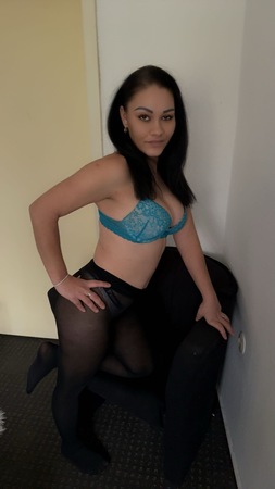 LARA aus Ungarn **BRANDNEU IN DER STADT**, Augsburg