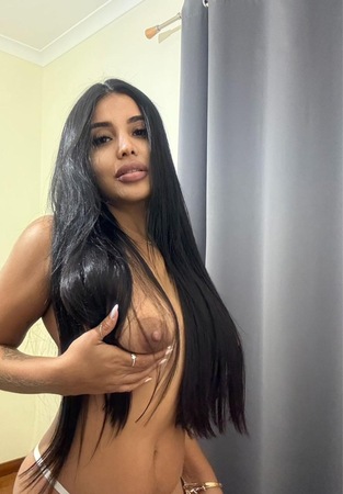 Jade Brazilian Girl +18, Düsseldorf